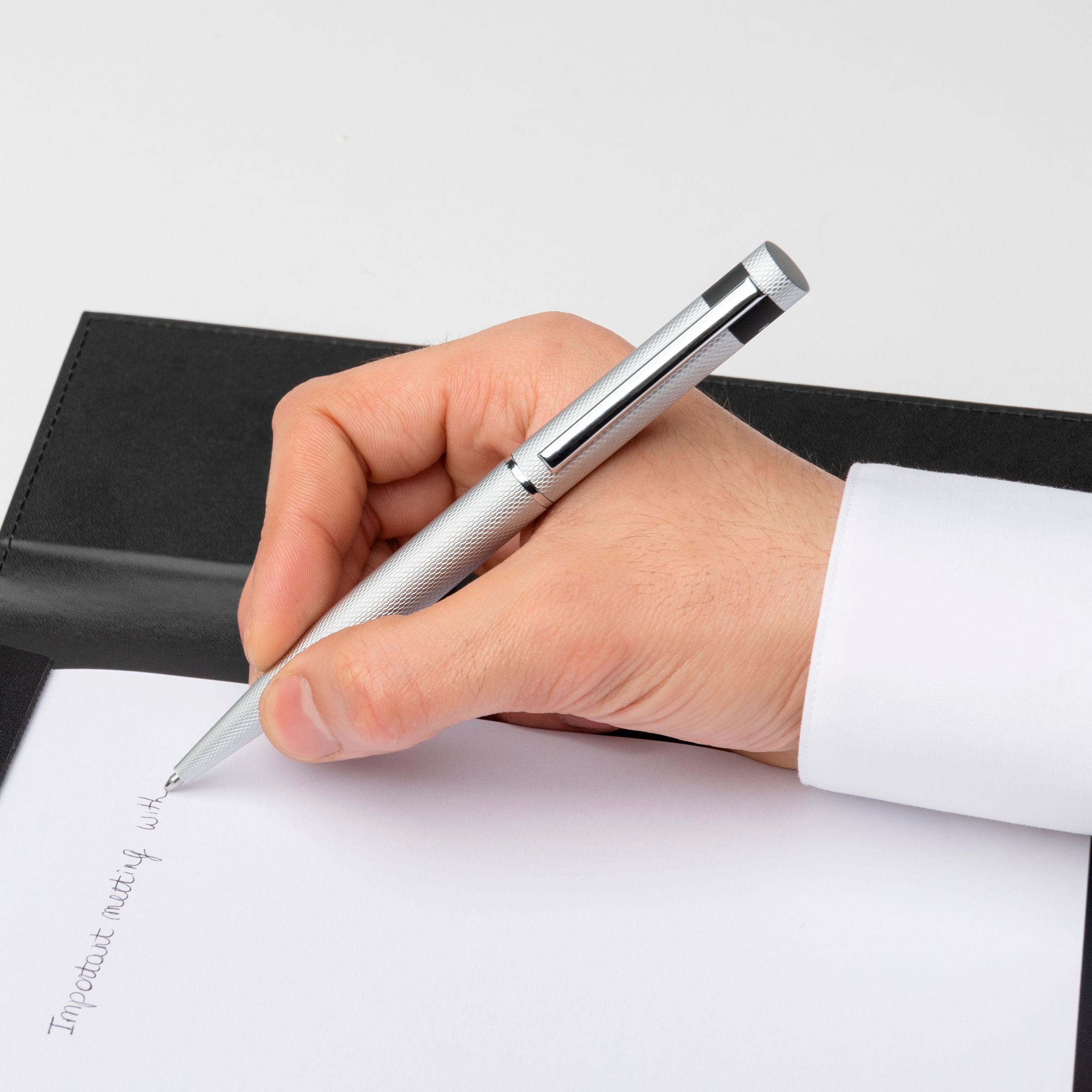 Hugo Boss Loop Diamond Chrome Ballpoint - Ballpoint